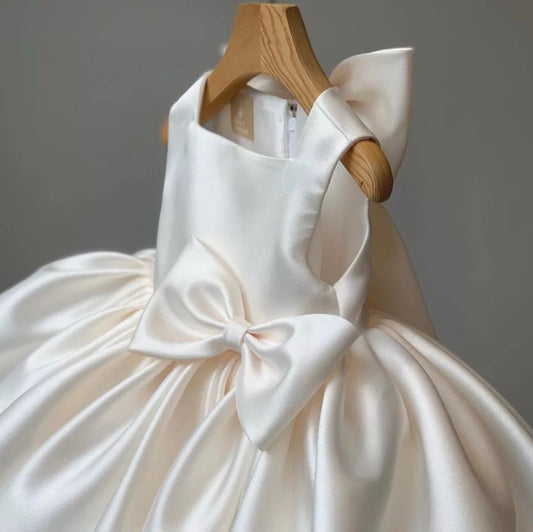 Kiana dress